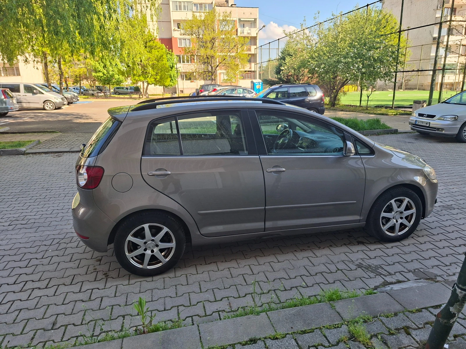 VW Golf Plus, снимка 5 - Автомобили и джипове - 53561584