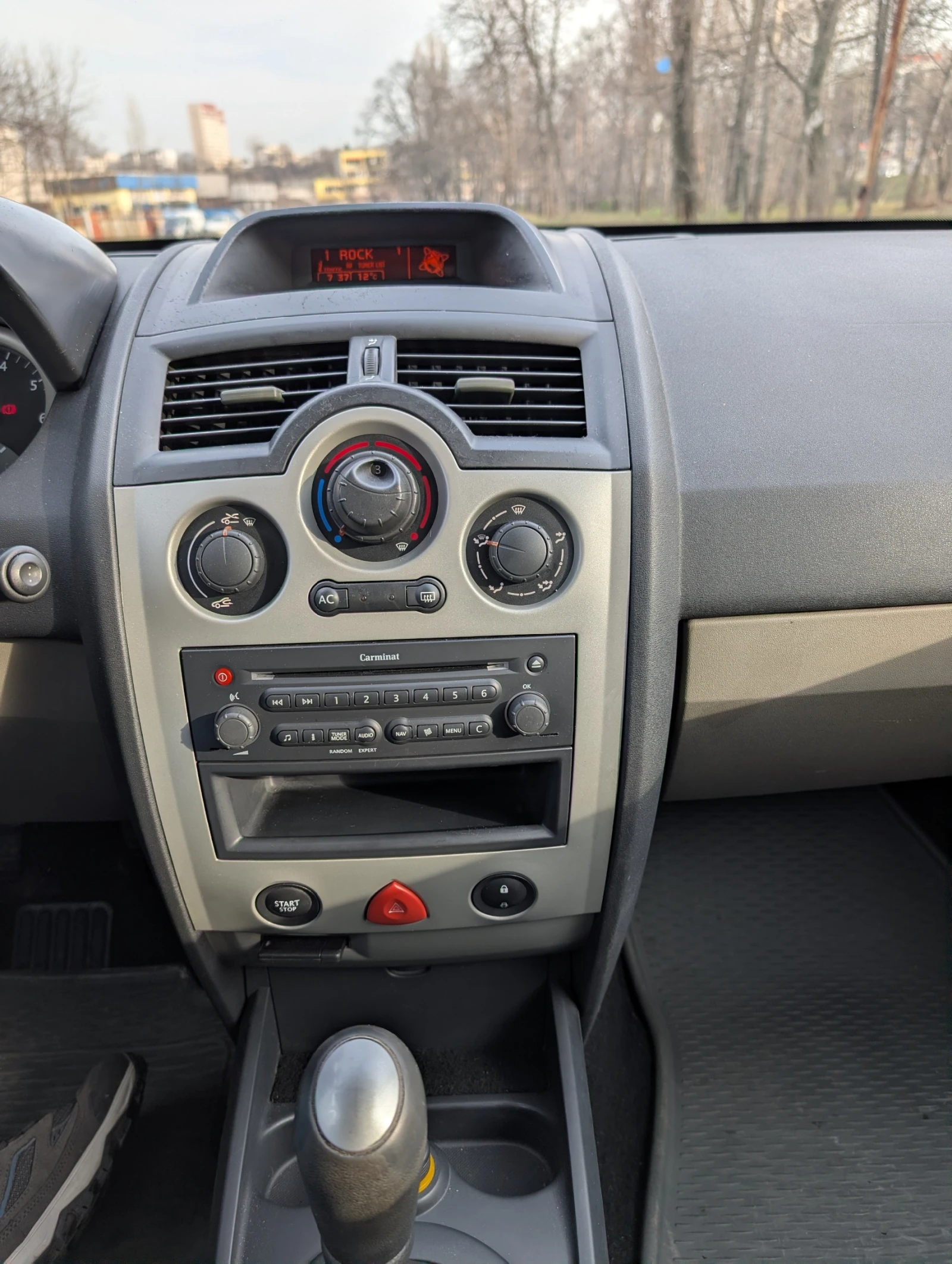 Renault Megane Grandtour, снимка 10 - Автомобили и джипове - 53706781