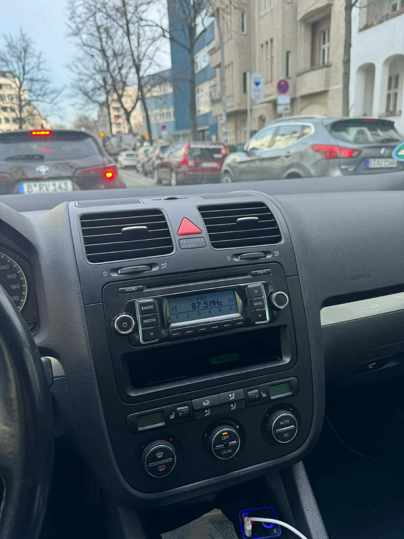 VW Golf, снимка 7 - Автомобили и джипове - 53756289