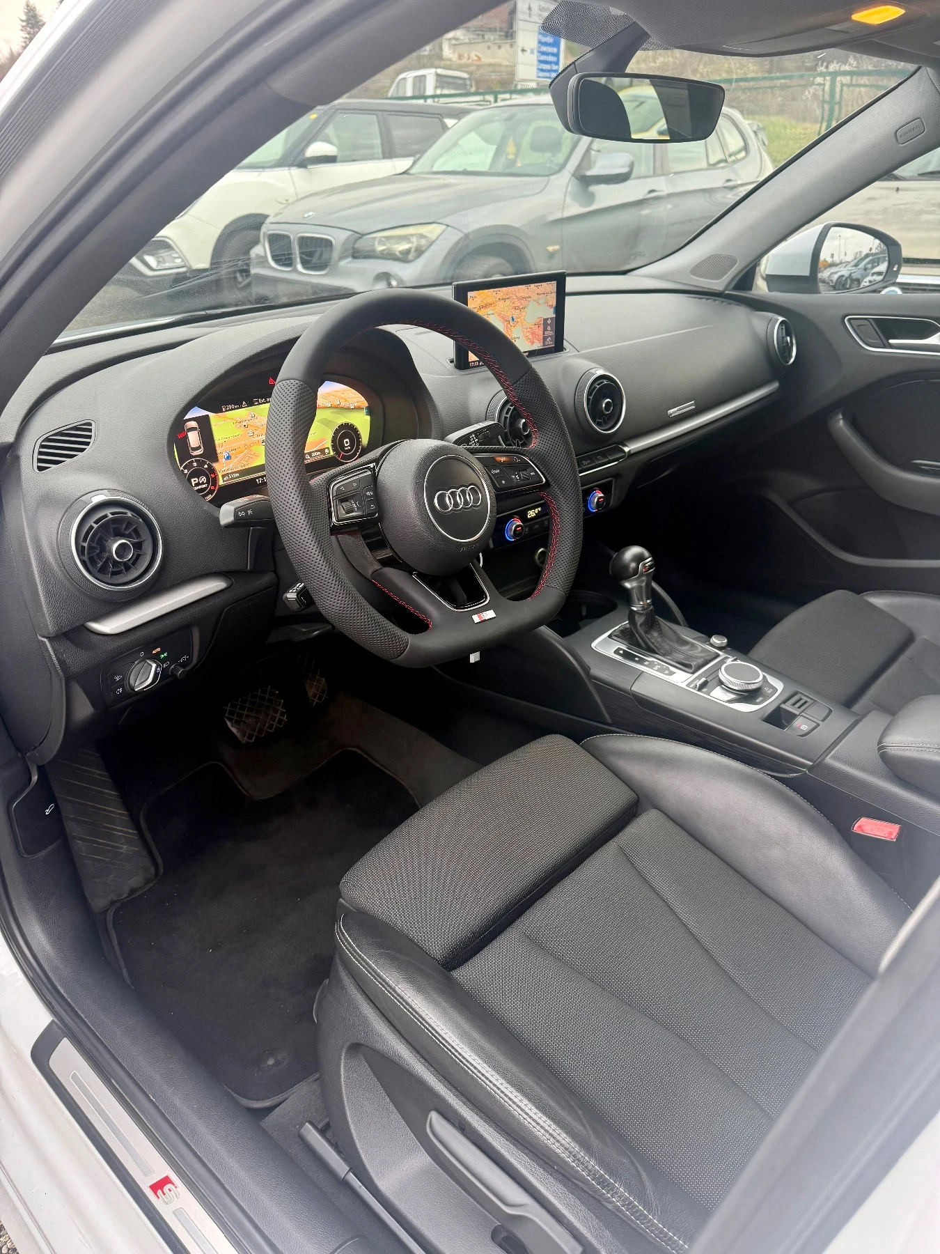 Audi A3 Digital Display, S-Line, LED Lights, Автомат, снимка 8 - Автомобили и джипове - 53967785