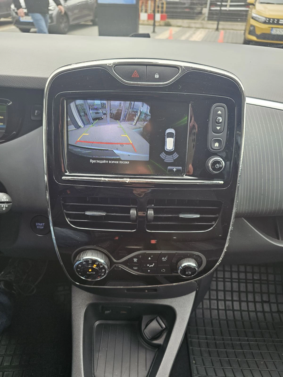 Renault Zoe 40 kW/h 90 hp , снимка 10 - Автомобили и джипове - 53986544