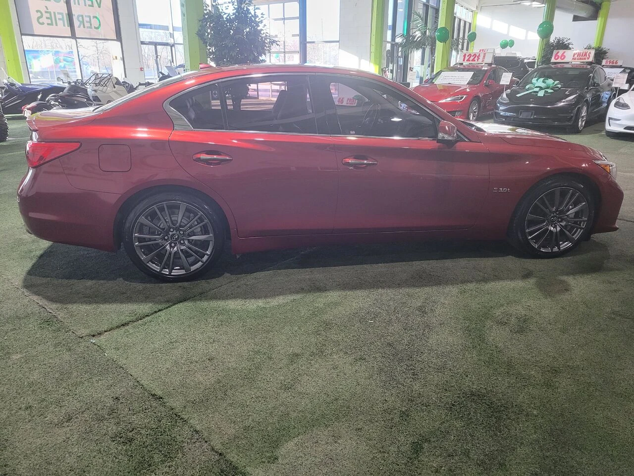 Infiniti Q50 RED* SPORT* AWD* КАМЕРА* 360* КОЖА* ПОДГРЕВ* , снимка 6 - Автомобили и джипове - 54000051