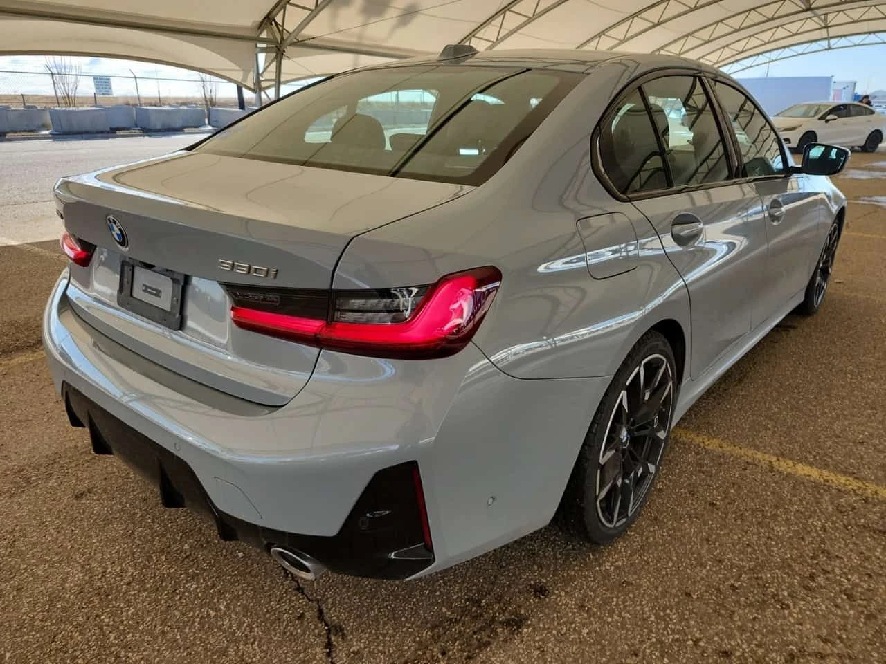 BMW 330 I XDRIVE М-пакет* HARMAN/KARDON* PANORAMA* , снимка 3 - Автомобили и джипове - 54183794