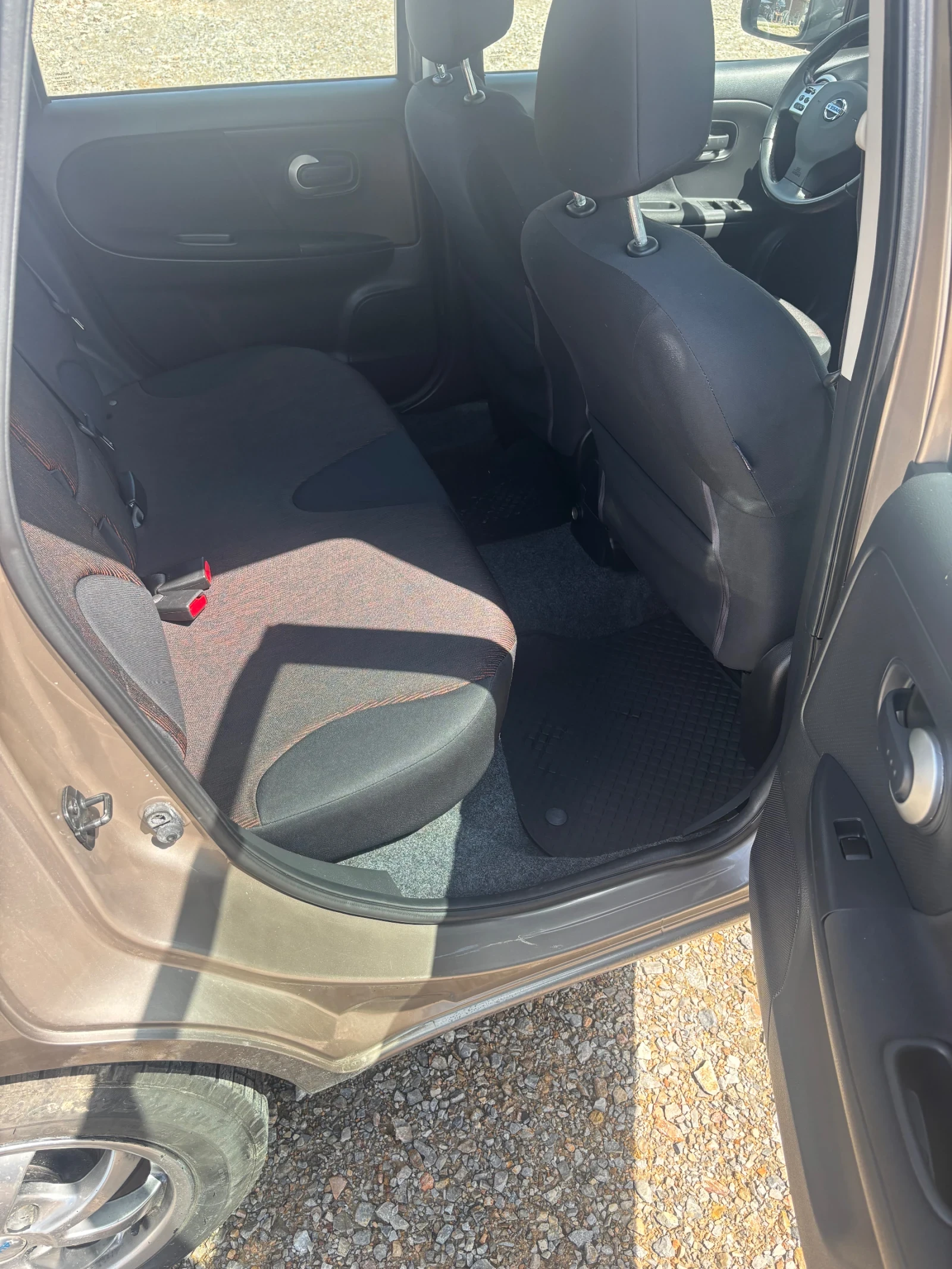 Nissan Note, снимка 14 - Автомобили и джипове - 54291187