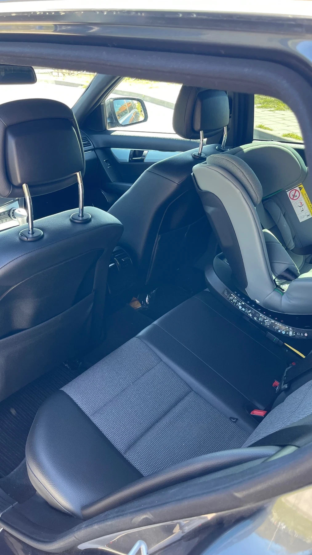 Mercedes-Benz C 220 AMG Pack, снимка 11 - Автомобили и джипове - 54317960