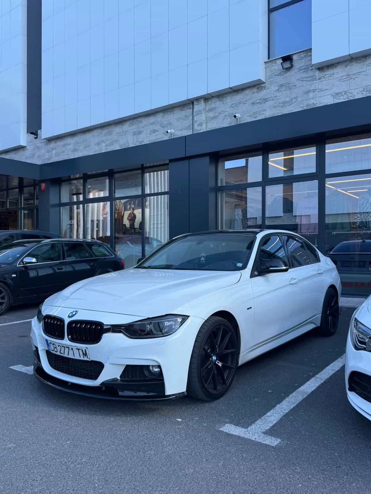 BMW 318 F30