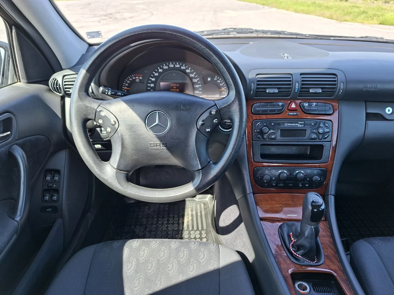 Mercedes-Benz C 200 2.0 Benz-Gaz 75 000km!, снимка 7 - Автомобили и джипове - 54438449