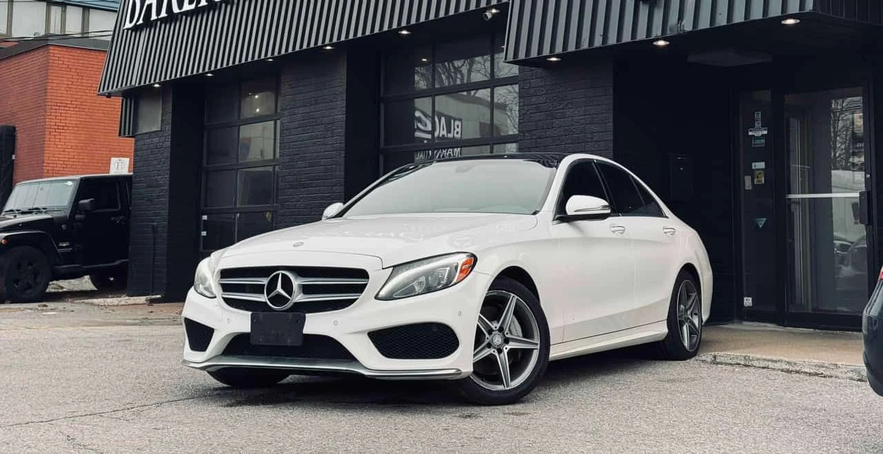Mercedes-Benz C 300 CARFAX, снимка 2 - Автомобили и джипове - 54550828