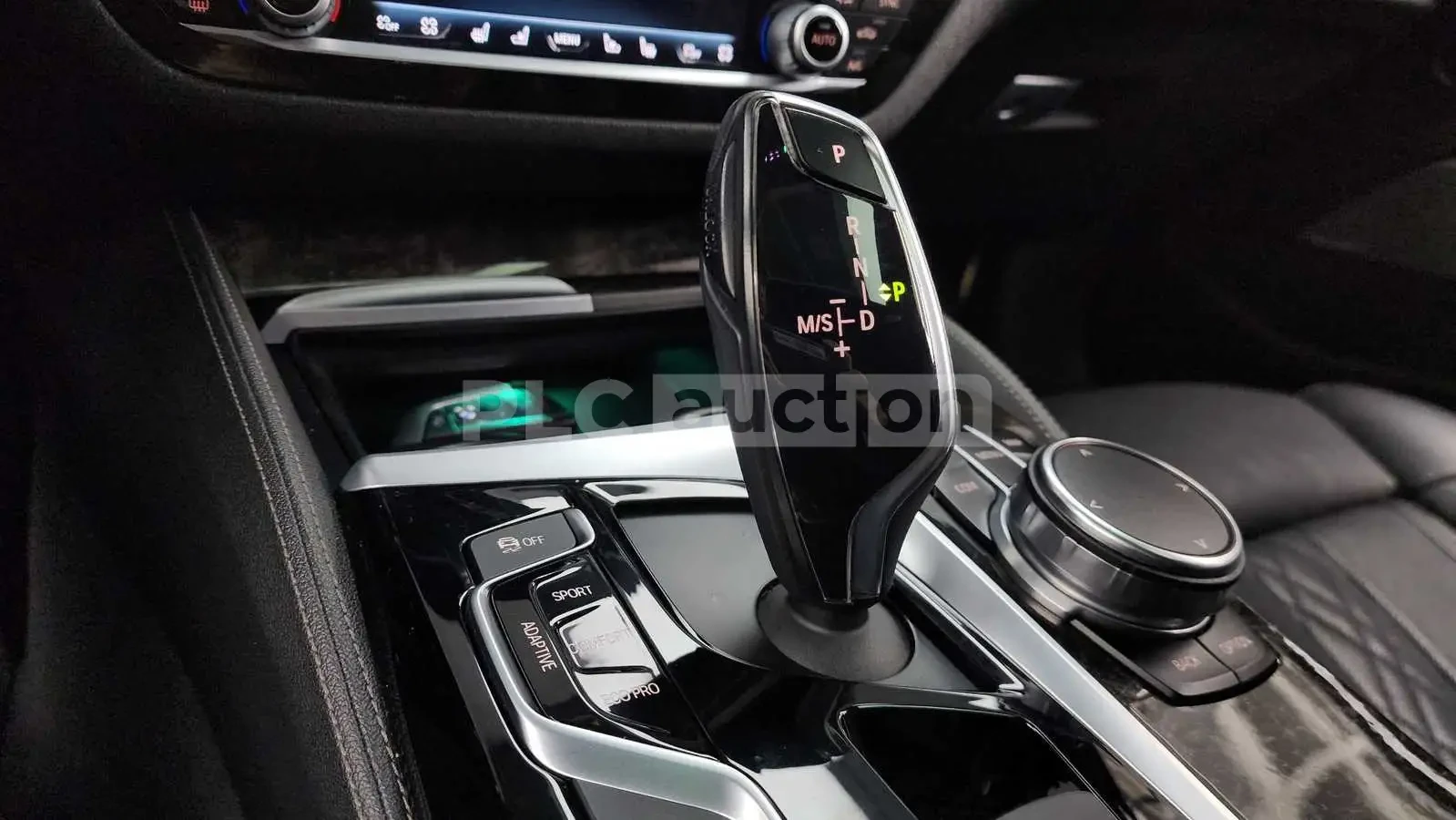 BMW 530 d M Pack | 360| B&W| DIST| HEADS UP| ВКЛ.ТЕХНОТЕСТ, снимка 9 - Автомобили и джипове - 54845876