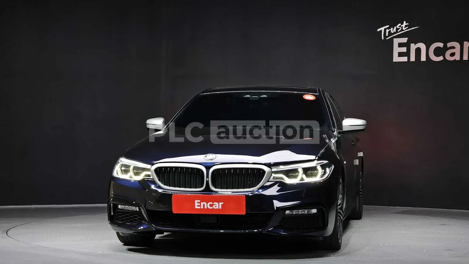 BMW 530 d M Pack | 360| B&W| DIST| HEADS UP| ВКЛ.ТЕХНОТЕСТ, снимка 4 - Автомобили и джипове - 54845876