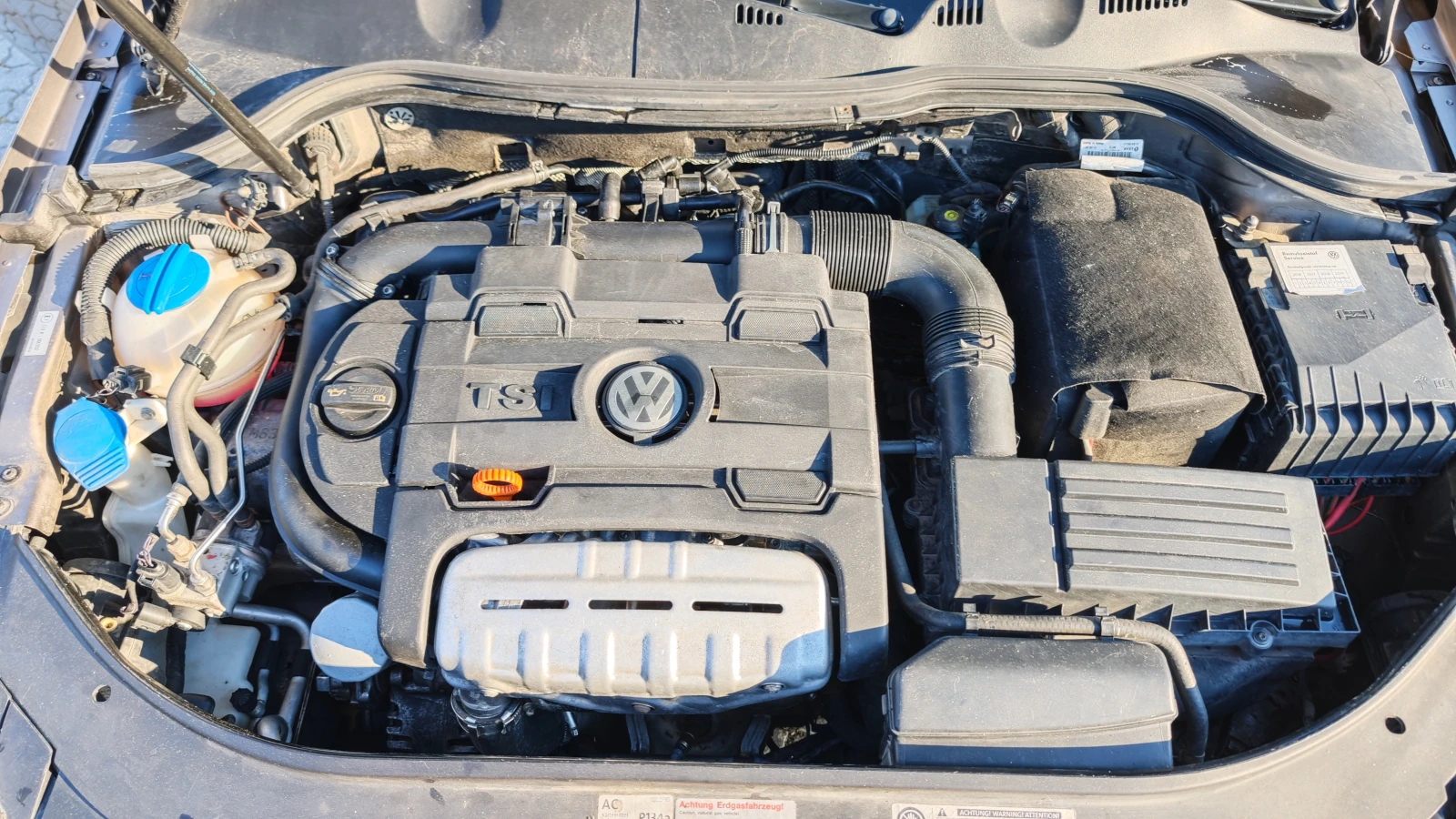 VW Passat 1.4 TSI EcoFuel CNG, снимка 17 - Автомобили и джипове - 54963236