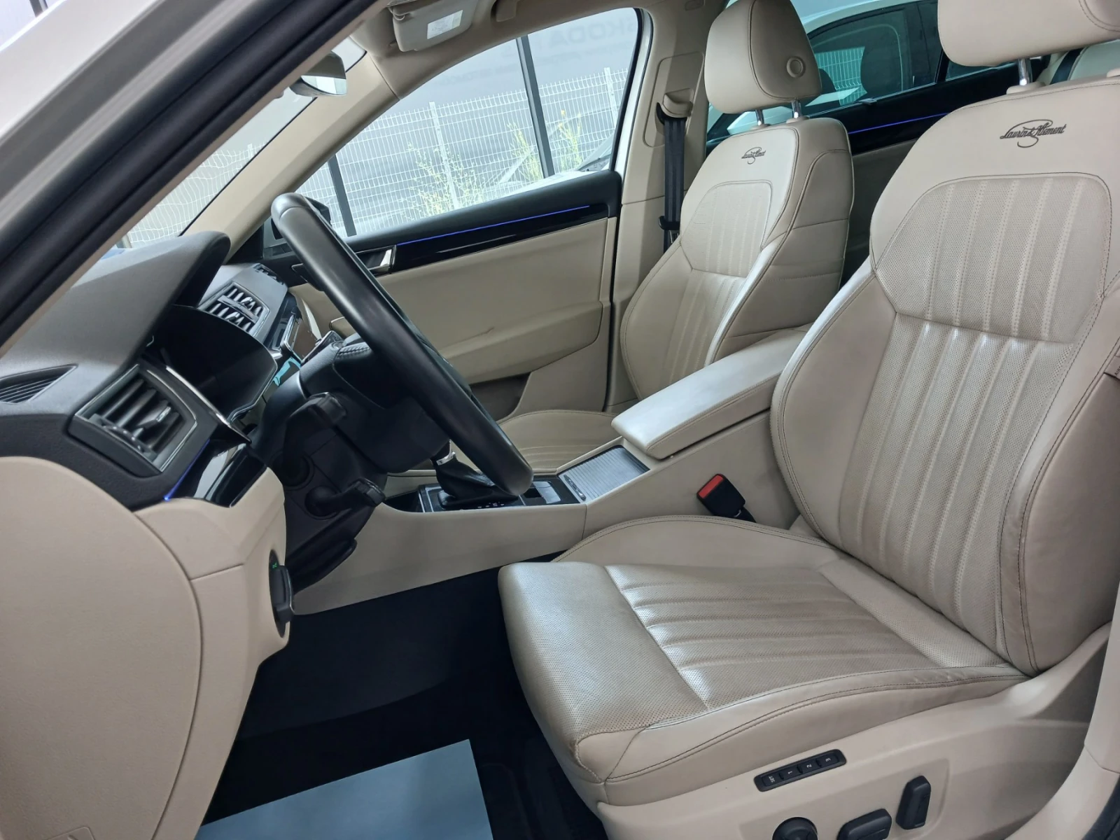 Skoda Superb L&K/200 к.с./7DSG/4x4, снимка 9 - Автомобили и джипове - 55089915