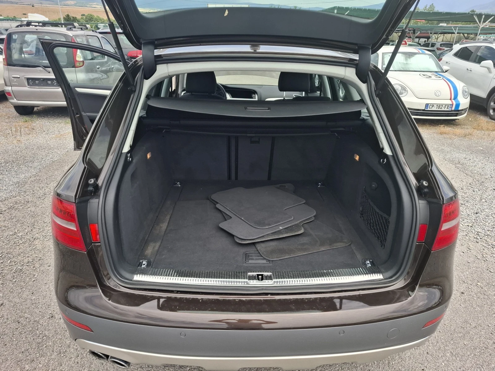 Audi A4 Allroad 2, 0TDI-177ps-Distronik, Avtomat, Navi, снимка 14 - Автомобили и джипове - 55133192