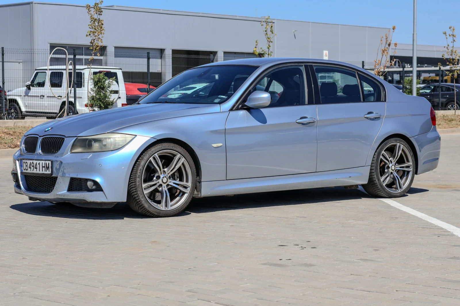 BMW 330