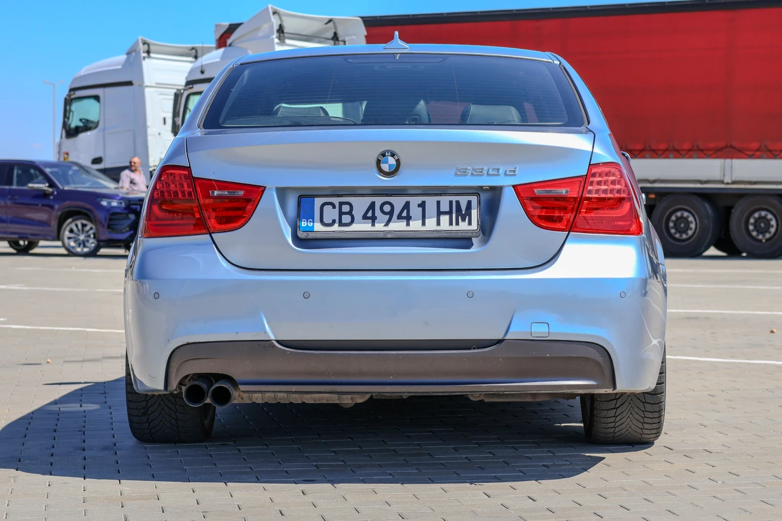 BMW 330, снимка 4 - Автомобили и джипове - 55713638