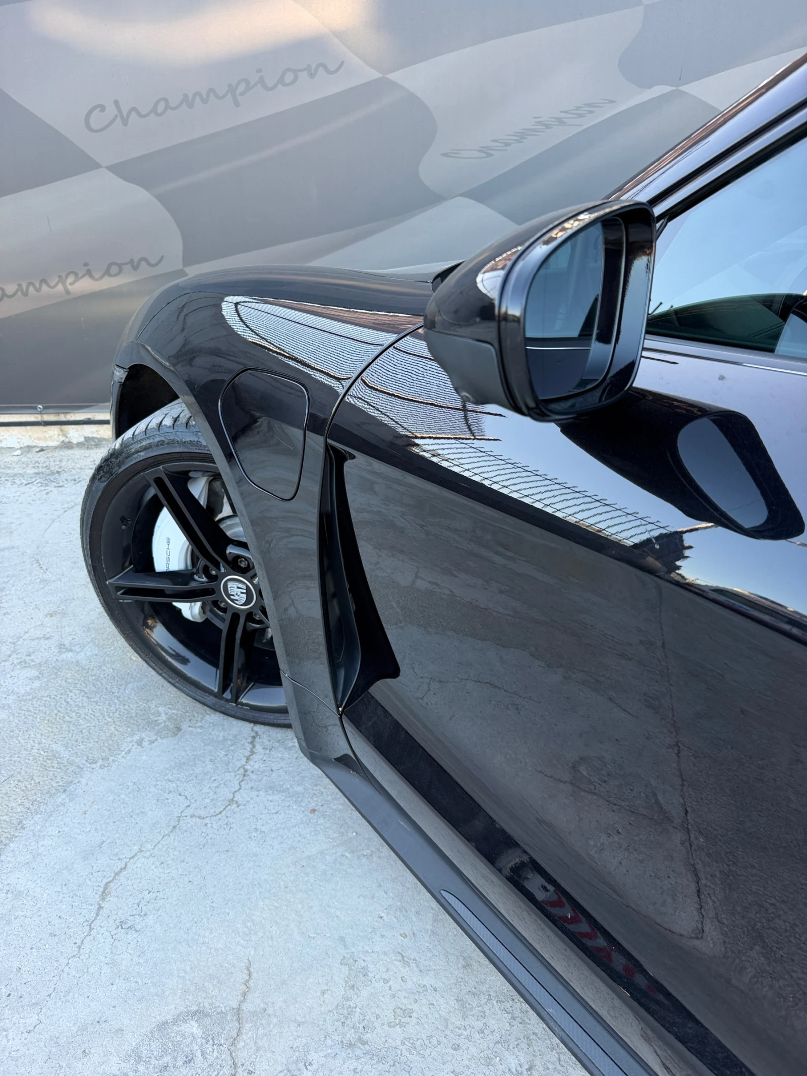 Porsche Taycan 4S, снимка 6 - Автомобили и джипове - 55941626