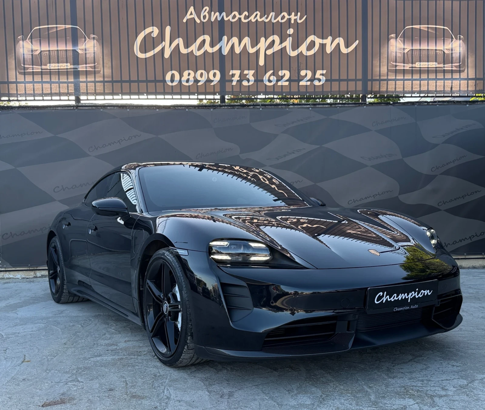 Porsche Taycan 4S, снимка 3 - Автомобили и джипове - 55941626