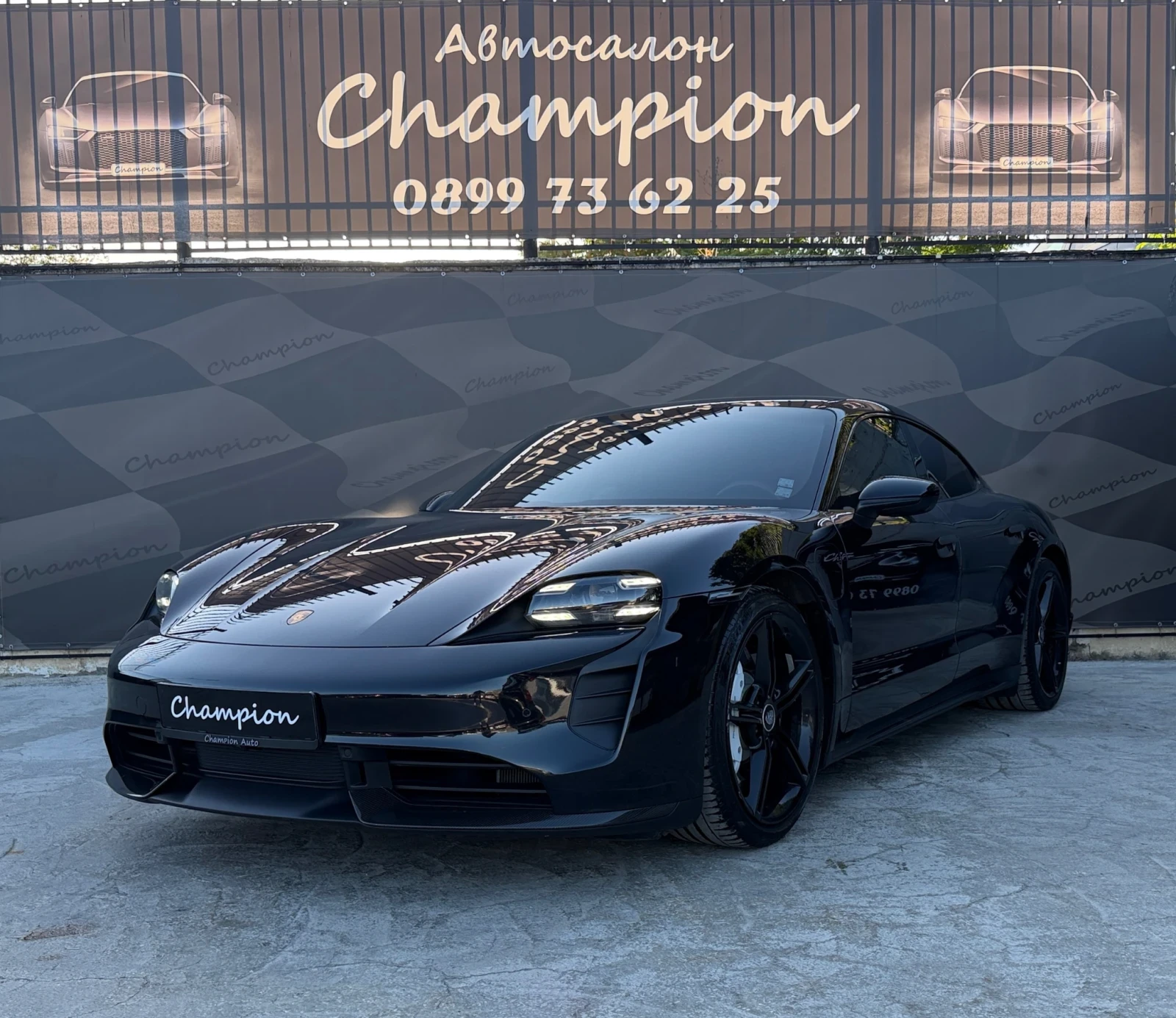Porsche Taycan 4S