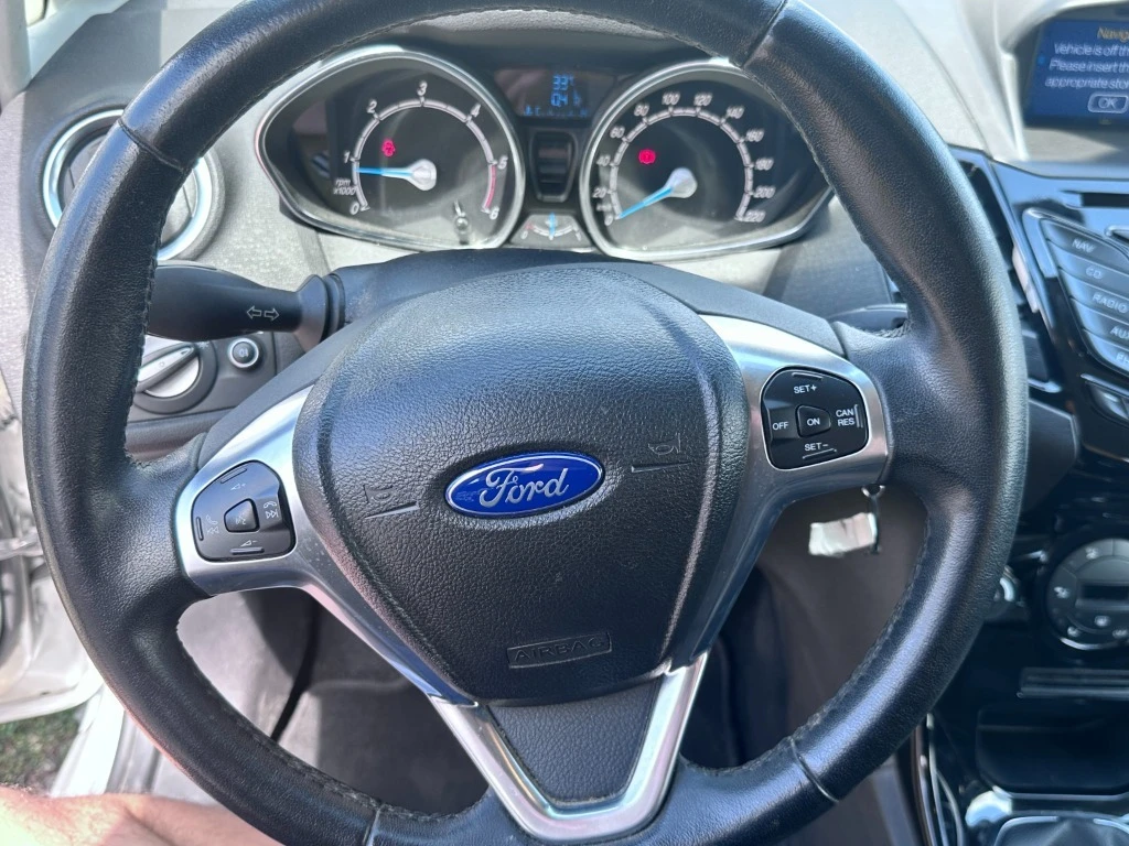 Ford Fiesta, снимка 2 - Автомобили и джипове - 56057635