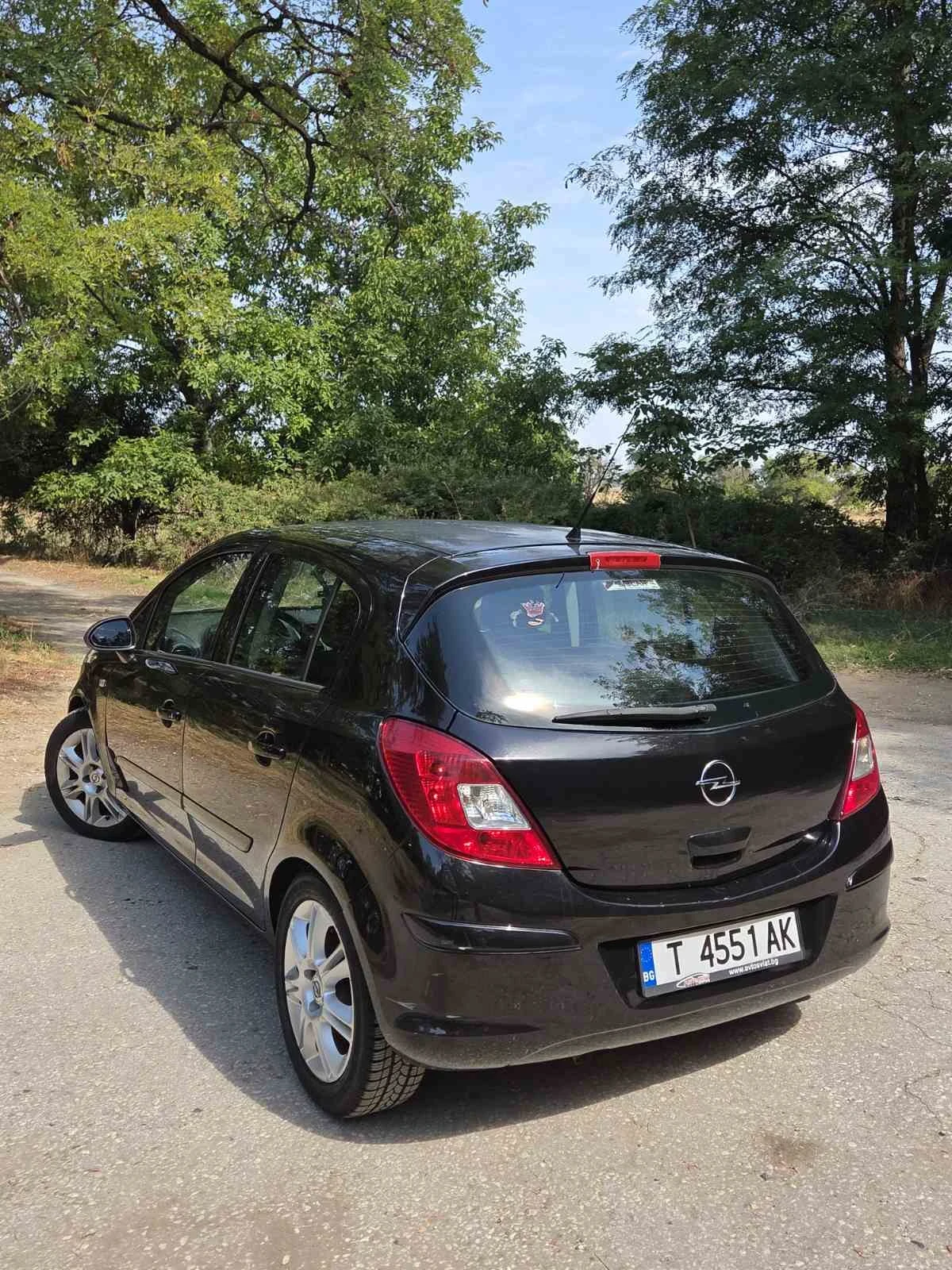 Opel Corsa, снимка 4 - Автомобили и джипове - 56059099