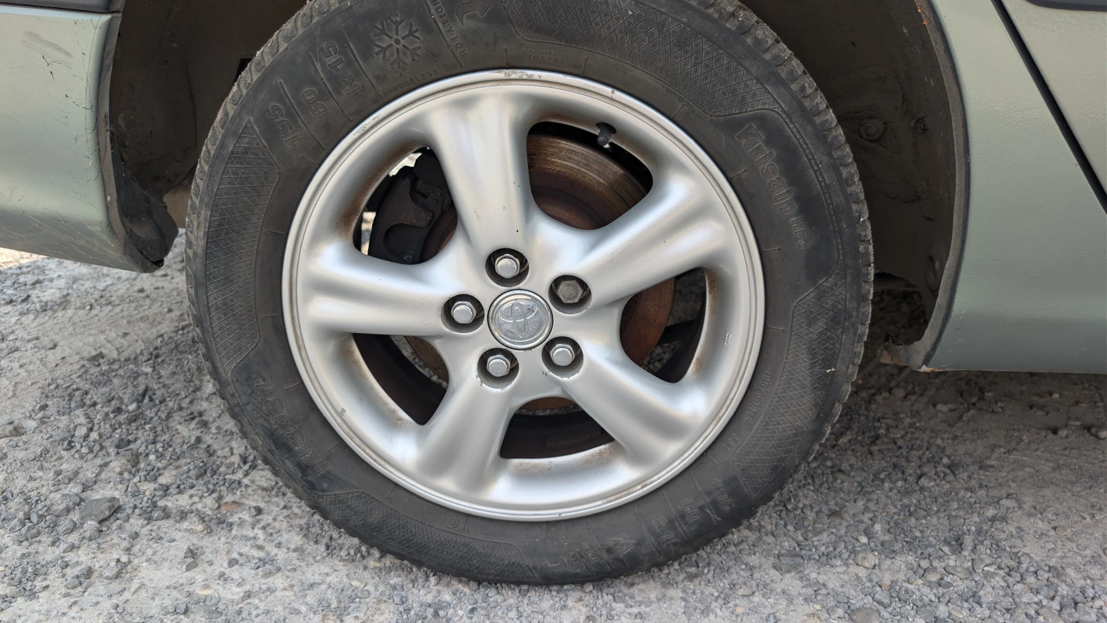 Toyota Avensis, снимка 6 - Автомобили и джипове - 56164136
