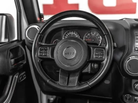 Jeep Wrangler JK Unlimited| Sahara| Accident Free| One Owner, снимка 4