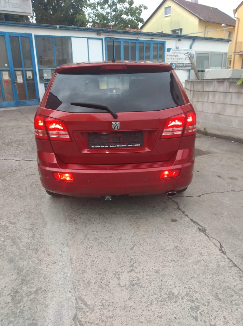 Dodge Journey, снимка 8 - Автомобили и джипове - 48449231