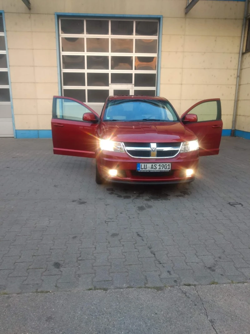 Dodge Journey, снимка 14 - Автомобили и джипове - 48449231