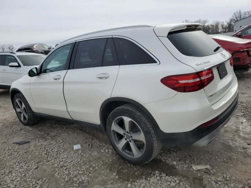 Mercedes-Benz GLC 300, снимка 2 - Автомобили и джипове - 49580417