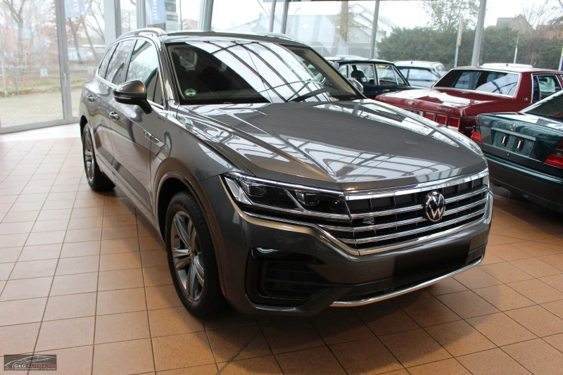 VW Touareg 3.0TDI/231HP/R-LINE/V6/4X4/VIRT/LED/NAVI/CAM/215v, снимка 3 - Автомобили и джипове - 49847673