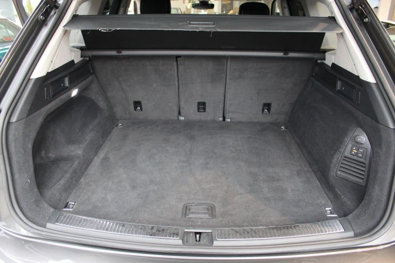 VW Touareg 3.0TDI/231HP/R-LINE/V6/4X4/VIRT/LED/NAVI/CAM/215v, снимка 6 - Автомобили и джипове - 49847673