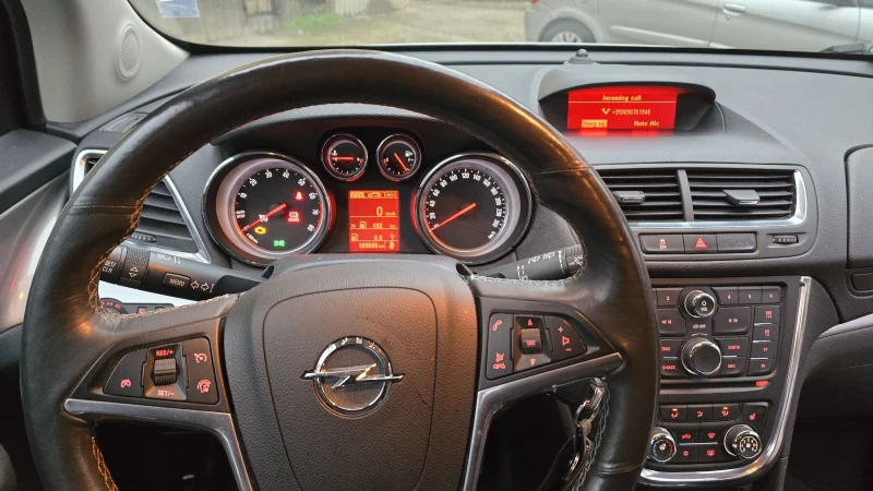 Opel Mokka Turbo 4x4, снимка 13 - Автомобили и джипове - 52755887