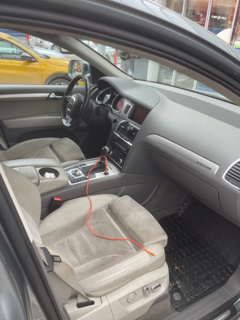 Audi Q7 4.2 tdi 6+ 1, снимка 7 - Автомобили и джипове - 53491896