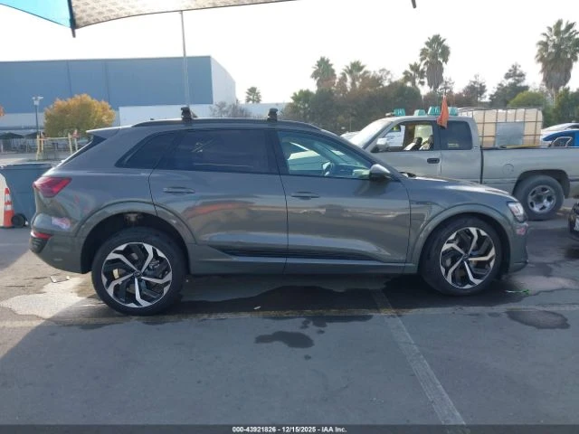 Audi Q8 E-TRON PREMIUM PLUS QUATTRO - изображение 6