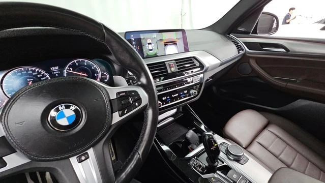 BMW X3 xDrive30d M Sport | 360  Камера | HUD | Панорама, снимка 6 - Автомобили и джипове - 55563945