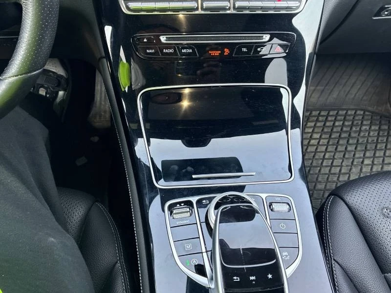 Mercedes-Benz GLC 300 * 4MATIC * PANO * 2 КЛЮЧА * ПОДГРЕВИ, снимка 12 - Автомобили и джипове - 55645081