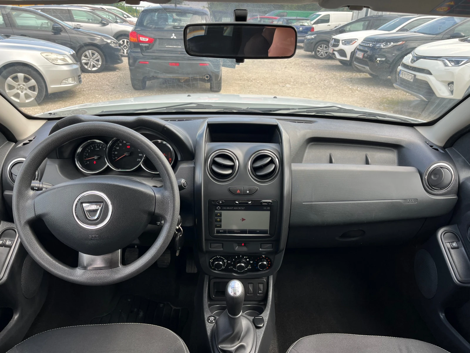 Dacia Duster 1.6 газ, 06/2014, нави, блутут - изображение 8