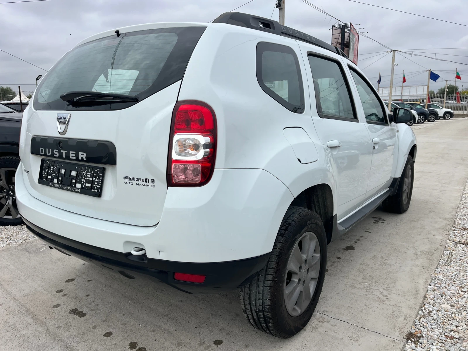 Dacia Duster 1.6 газ, 06/2014, нави, блутут | Mobile.bg — изображение 6
