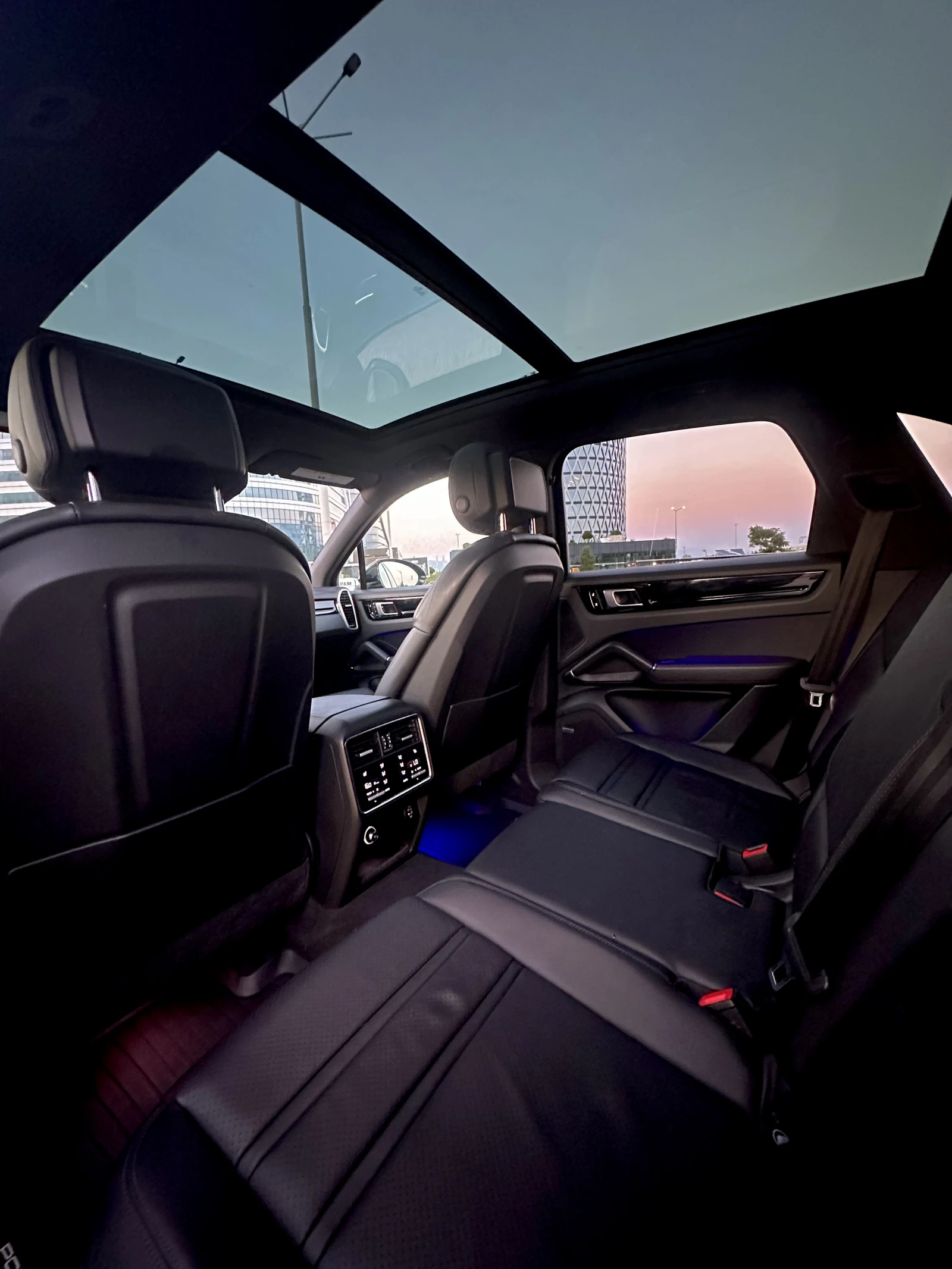 Porsche Cayenne E-Hybrid * Sport Chrono * LED Matrix  | Mobile.bg � ����������� 12