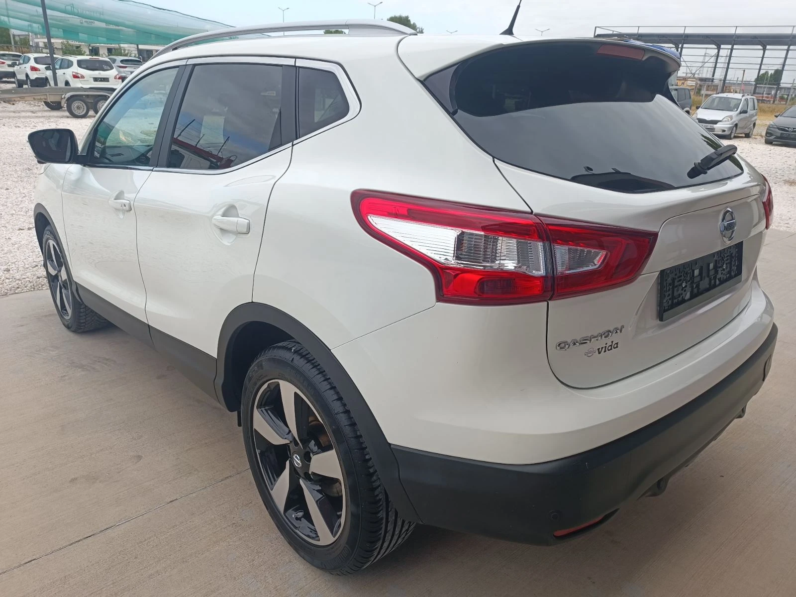 Nissan Qashqai 1.2 DiG-T - изображение 6