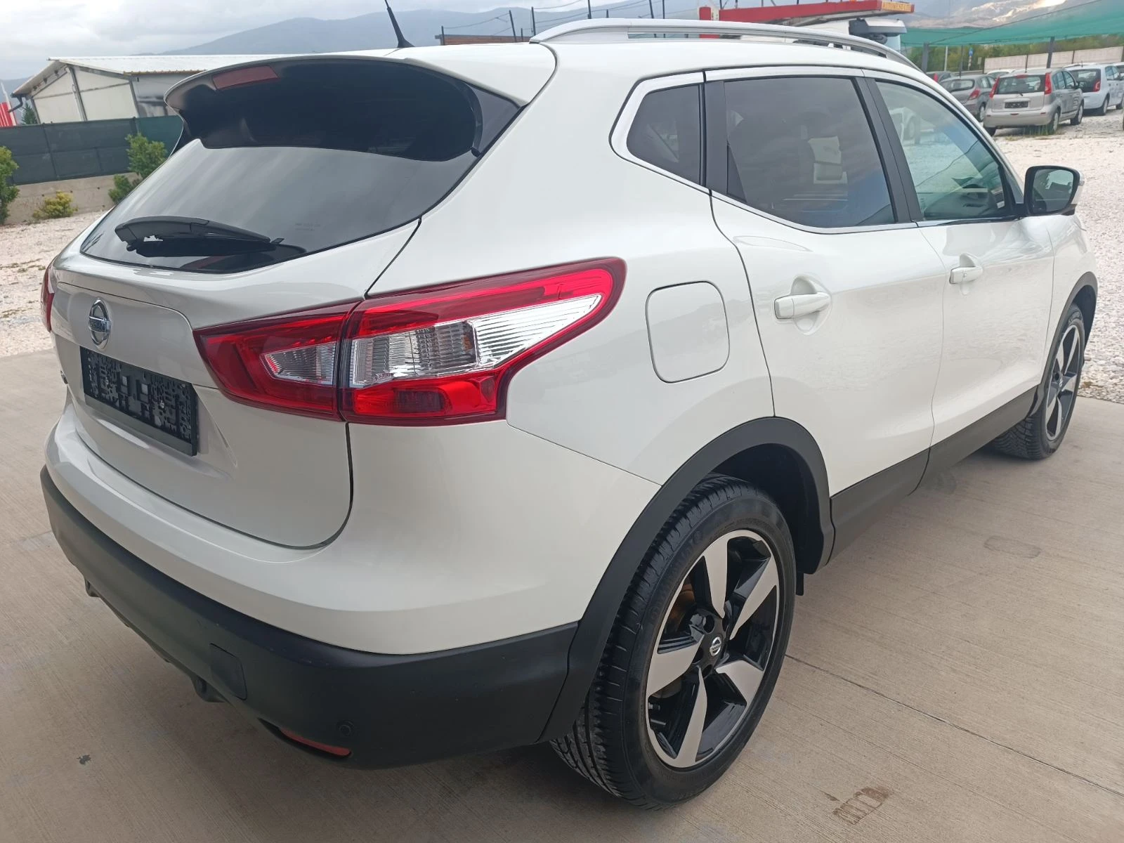 Nissan Qashqai 1.2 DiG-T - изображение 4