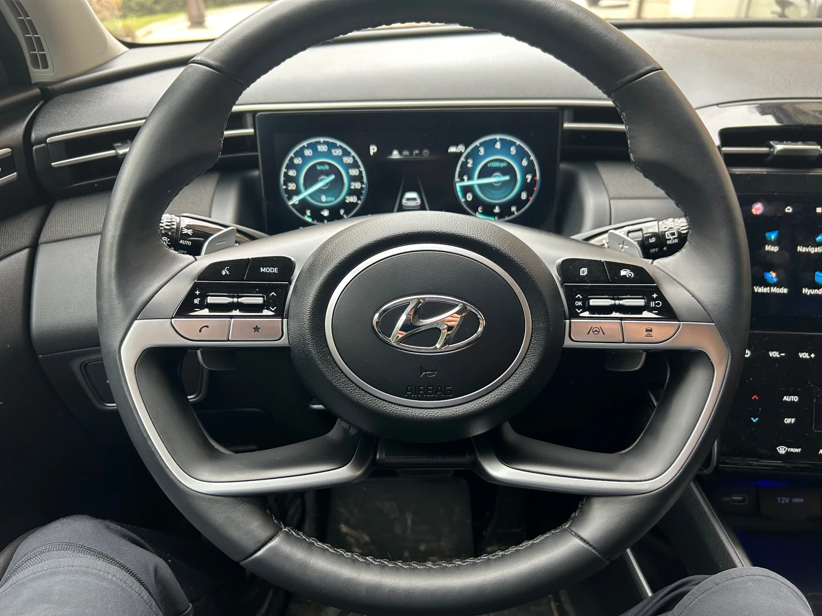 Hyundai Tucson 18000 KM 44    360  | Mobile.bg   7