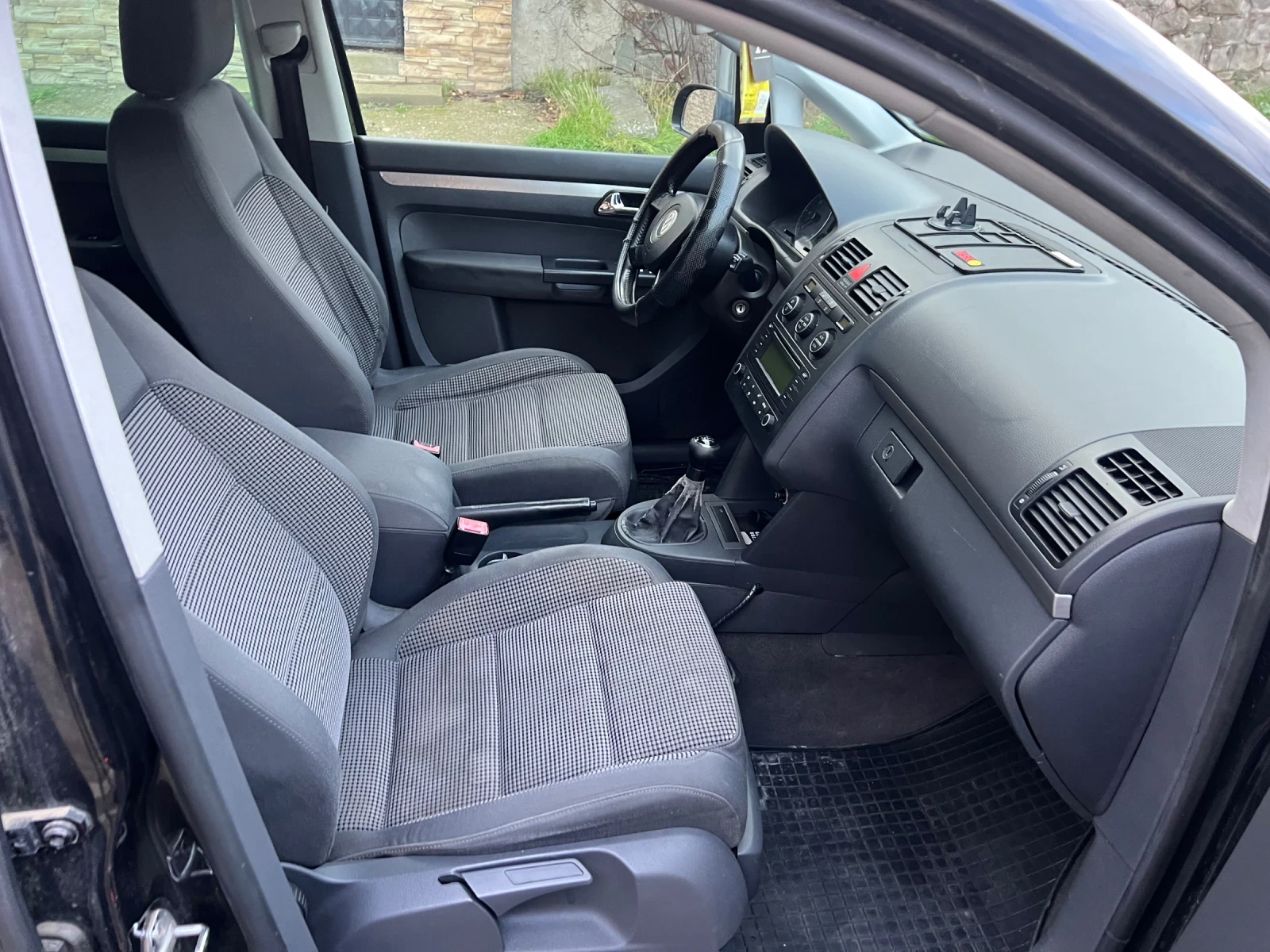 VW Touran 2.0 TDI | Mobile.bg   6