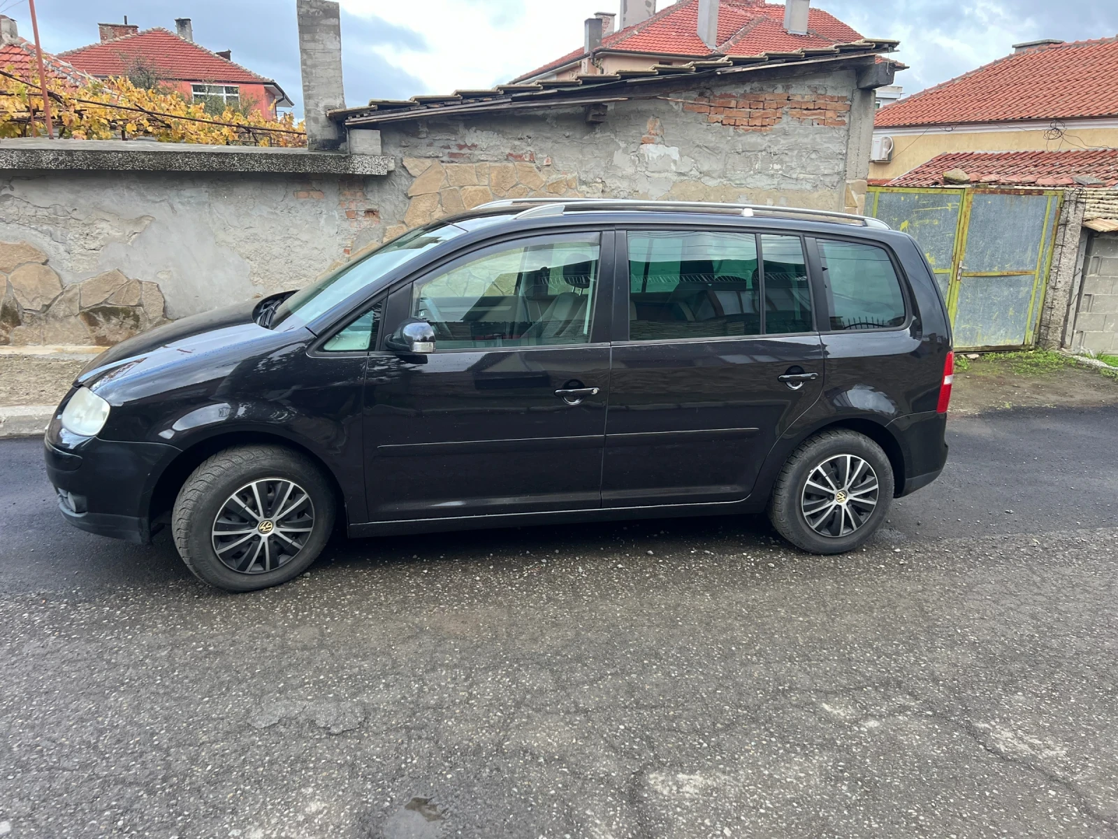 VW Touran 2.0 TDI | Mobile.bg   4