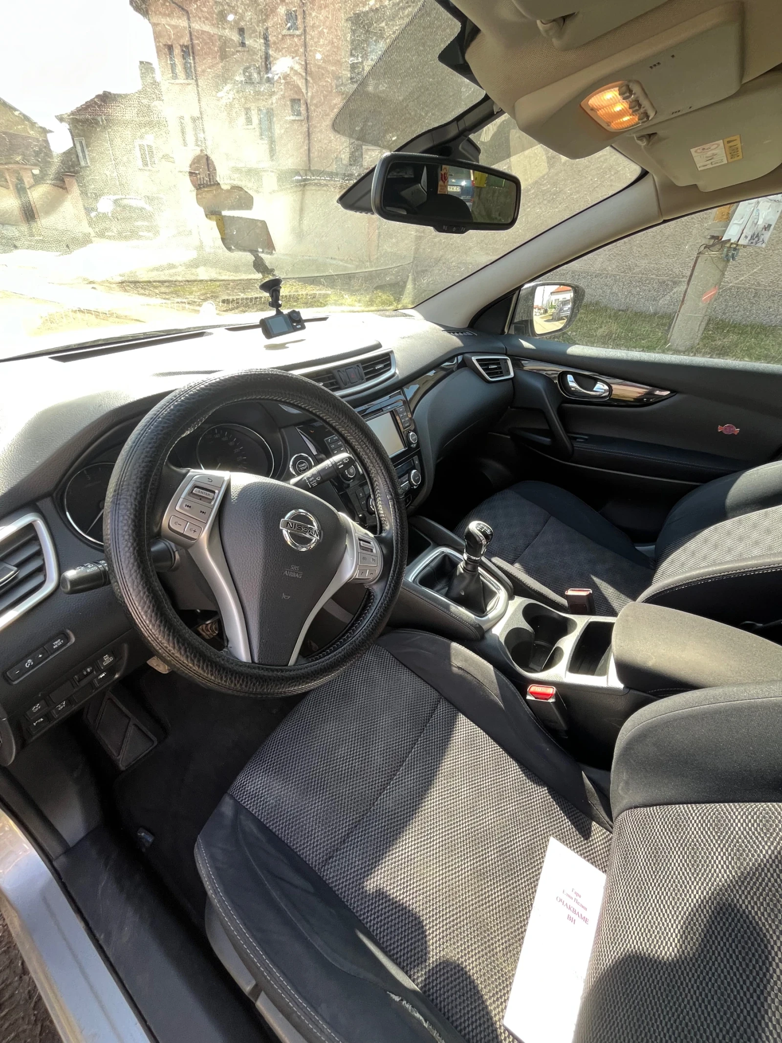 Nissan Qashqai, снимка 16 - Автомобили и джипове - 53542495
