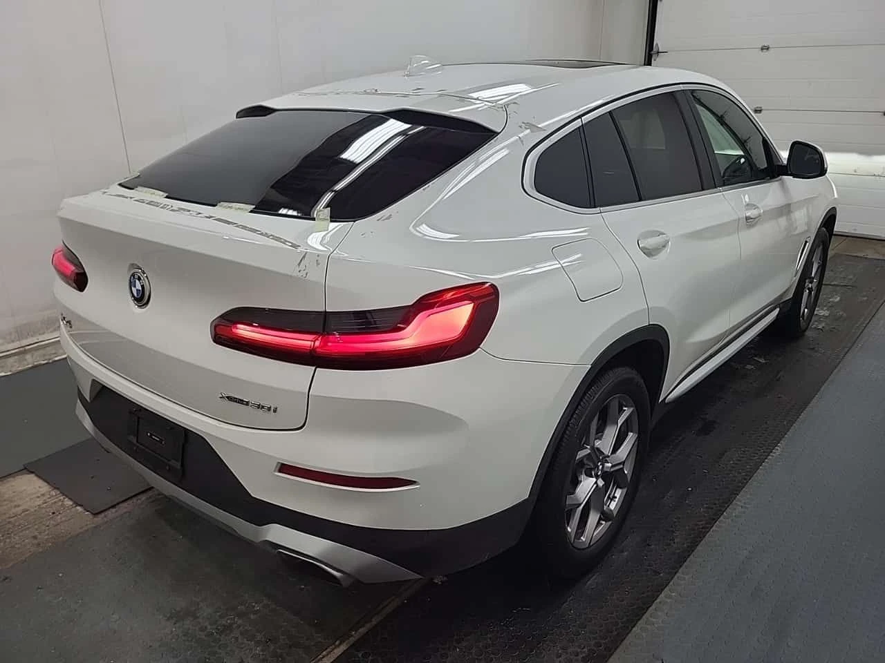 BMW X4 XDRIVE30I| AMBIENT| PANO| CARFAX| , снимка 3 - Автомобили и джипове - 53986111