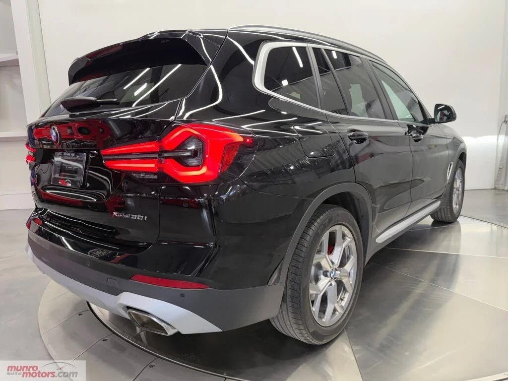 BMW X3 xDrive* АвтоКредит* (ЦЕНА ДО БГ), снимка 4 - Автомобили и джипове - 54041693
