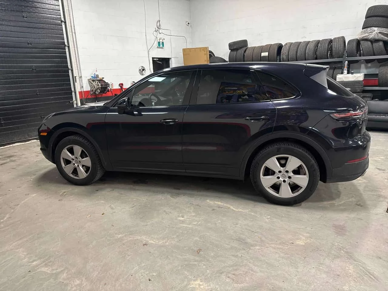 Porsche Cayenne AWD * 360 КАМЕРА* ПАНОРАМА* ПОДГРЕВИ* , снимка 3 - Автомобили и джипове - 54529138