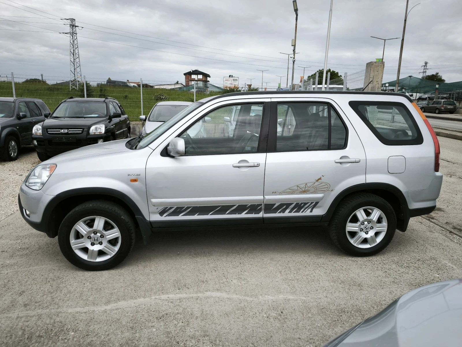 Honda Cr-v 2.0i, снимка 6 - Автомобили и джипове - 54631312