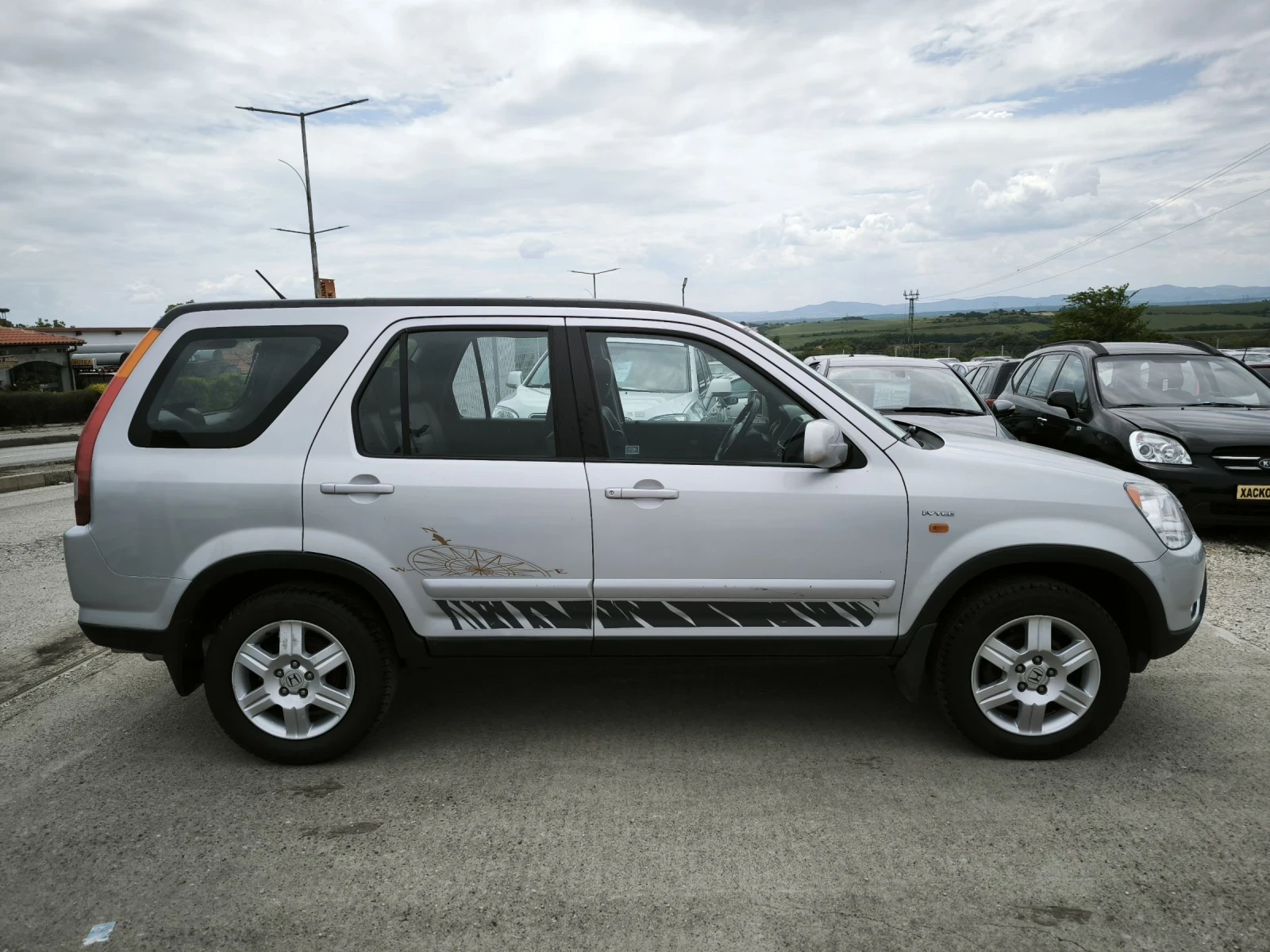 Honda Cr-v 2.0i, снимка 4 - Автомобили и джипове - 54631312